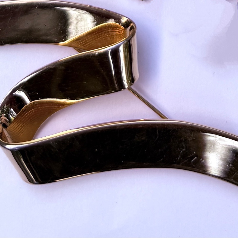 Monet Shiny Gold Ribbon BroochGUC